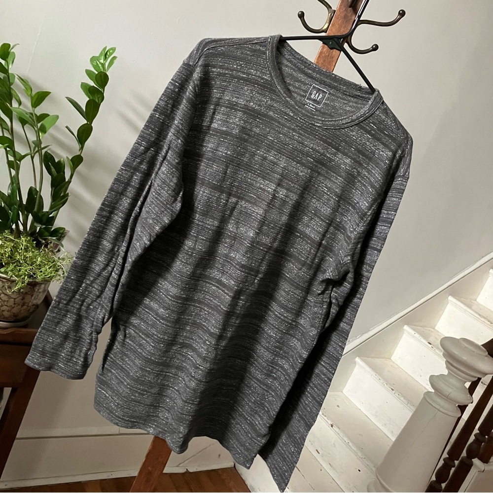 Gap men’s softspun long-sleeve tee | NWT